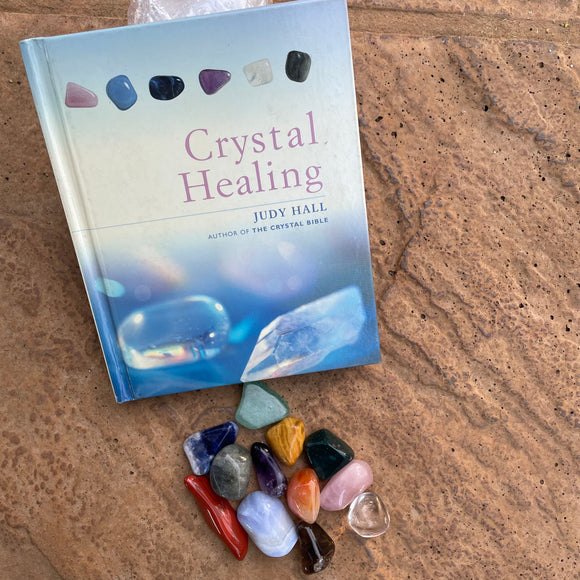 Crystal healing book + crystals