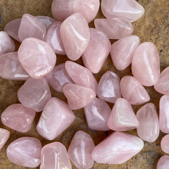 Rose Quartz Tumble Stone (Pastel Pink)